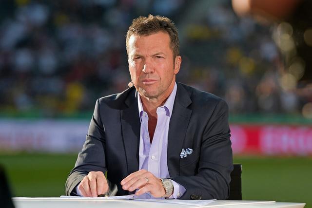 ＂新赛季第一张罚单！CBA深夜重罚徐昕，球迷不满：张镇麟骂人怎么不管？