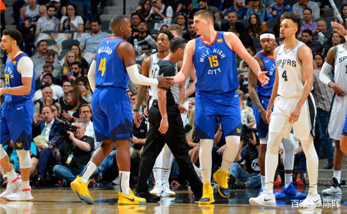 詹子贤关键安打建功