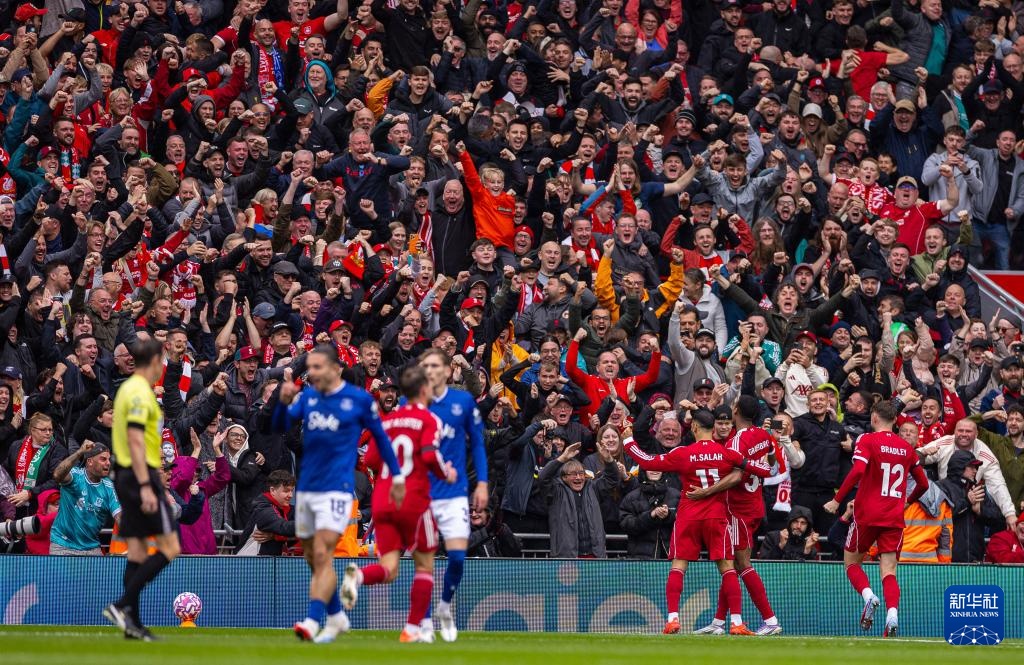 日本职棒：巨人队冈本和真单季 40 轰，成为 NPB 历史上最具威慑力的四棒