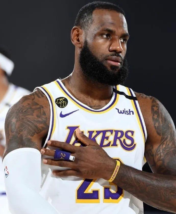 易上手、不缺深度的《泡姆泡姆》，是来自鹰角的游戏创作野望