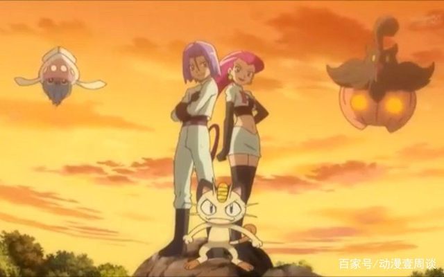 还有科尔经常是3后卫4后卫搭档一起比赛